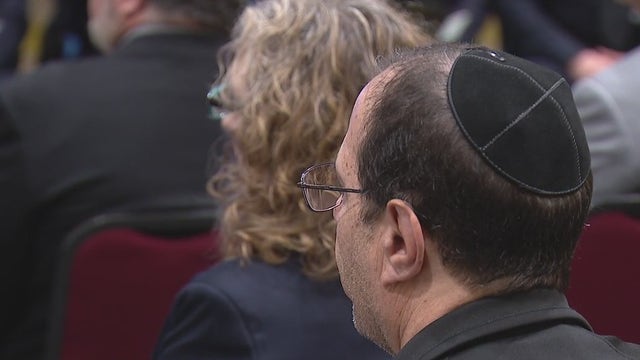 LA officials address antisemitism in Pico-Robertson after recent shootings