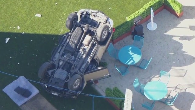 Car plunges from OC hospital parking structure