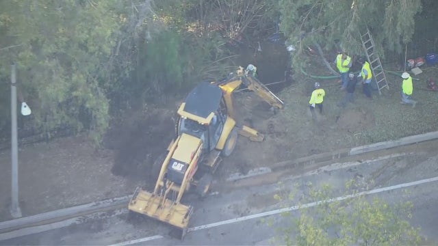 Water main explodes in Calabasas, residents could be without water for 10+ hours