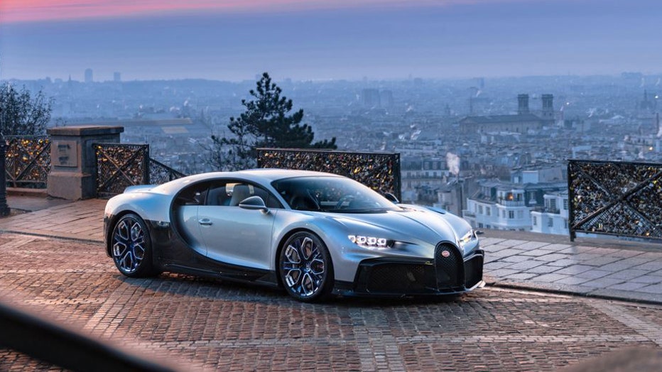 Bugatti-sells-for-auction-record-II.jpg