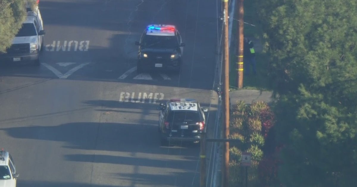 1 injured in North Hills stabbing | FOX 11 Los Angeles