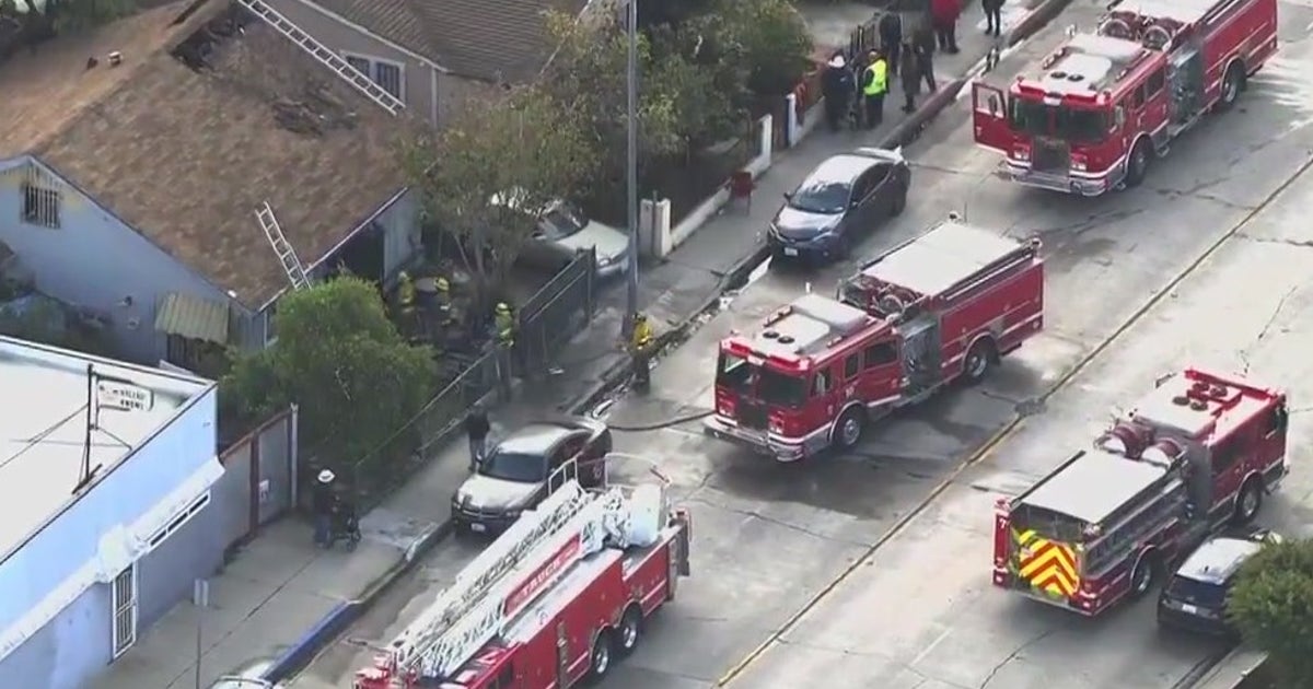4, including young child, injured in Long Beach house fire | FOX 11 Los ...