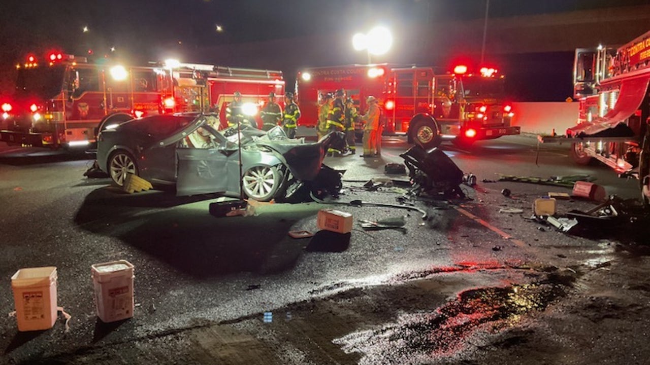 Feds Suspect Tesla That Hit Firetruck In Fatal California Crash Was On ...