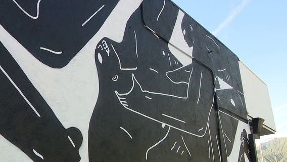 Altadena coffee shop mural center of controversy