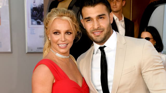 Britney Spears' husband Sam Asghari addresses rumors after after being spotted without wedding rings