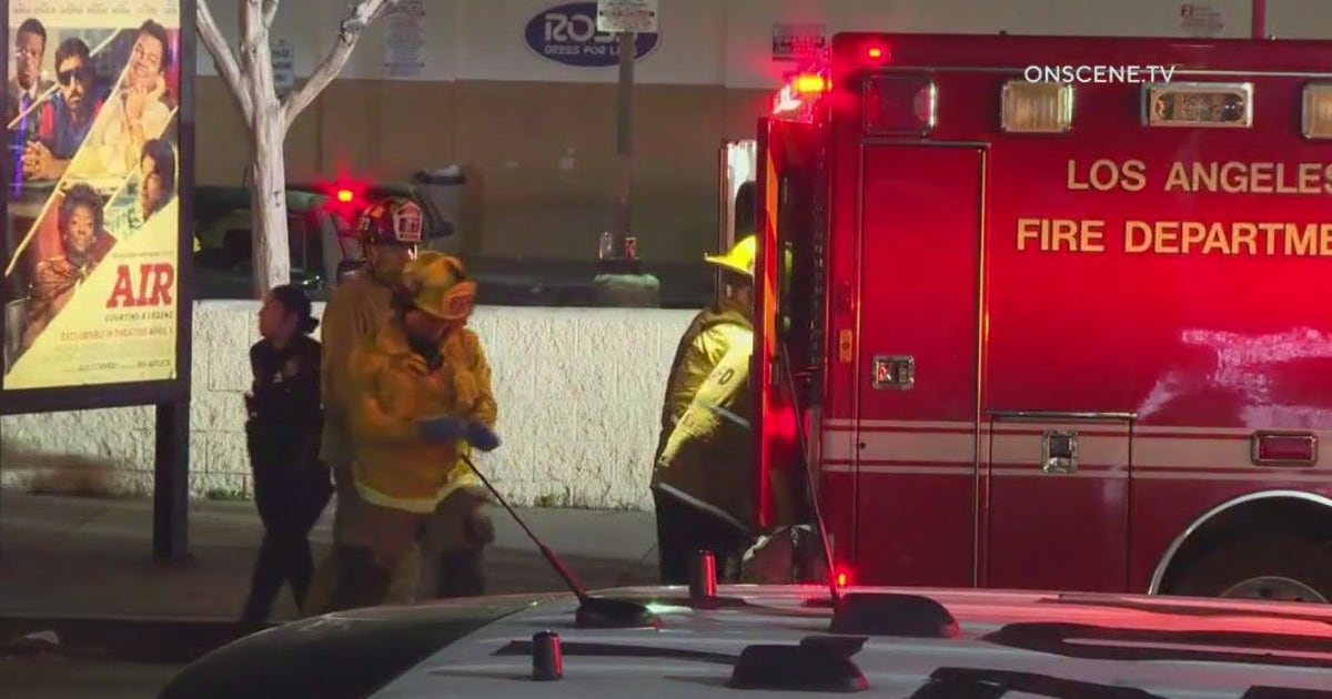 Double homicide suspect sought in Hollywood | FOX 11 Los Angeles