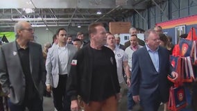 Schwarzenegger visits San Pedro solar panel farm, addresses pothole video