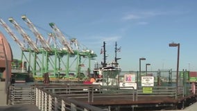 Ports of LA, Long Beach closes for 2nd day amid labor shortage