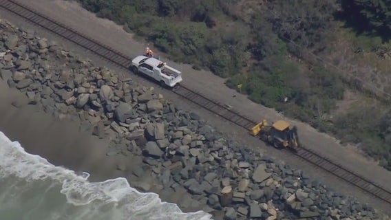 Amtrak's Pacific Surfliner service between Orange, San Diego counties to resume