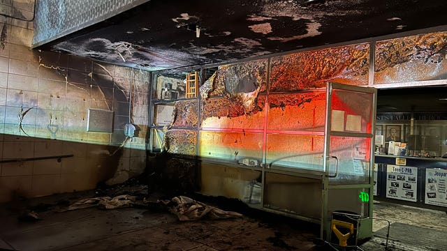 Arson suspect arrested after allegedly pushing burning shopping cart into LAPD station