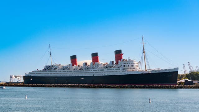 Queen Mary reopens for tours