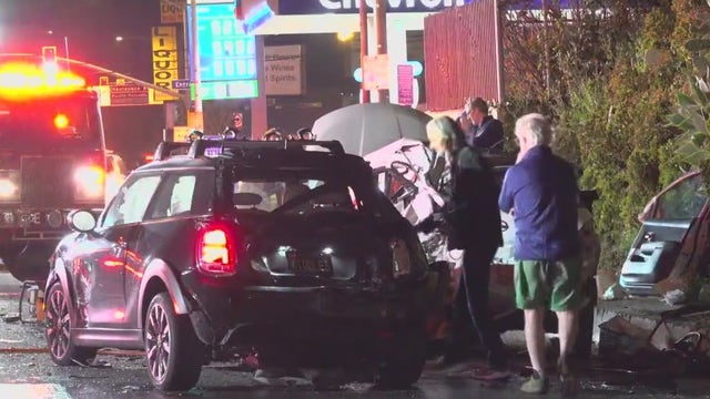 2 critically injured in Pacific Palisades crash