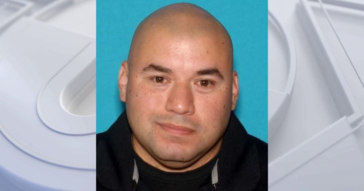 Former LAPD officer charged with child sexual assault, detectives seek ...
