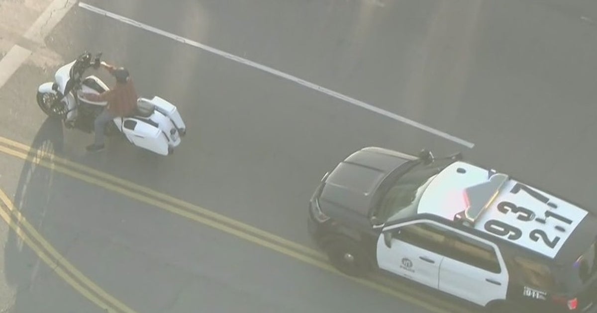 Motorcyclist in custody after hour-long police chase across LA | FOX 11 ...