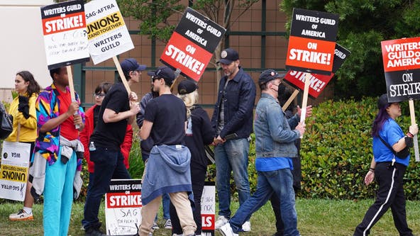 Hollywood writers strike wrapping up 4th week