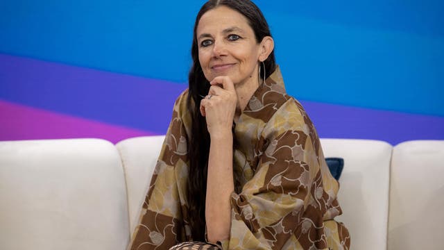 Justine Bateman rips AI use in Hollywood, says technology is 'getting away from being human'