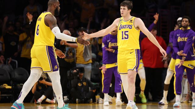 Lakers hold off Warriors, take commanding 3-1 series lead