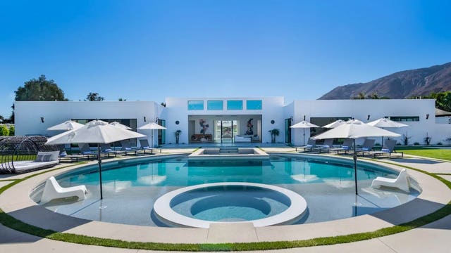 This California home was just named among Vrbo's Vacation Homes of the Year