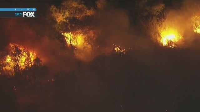 Crews battling Cobble Fire in Riverside County; No evacuations