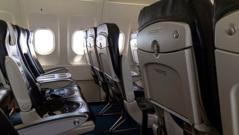 Airline-seats.jpg