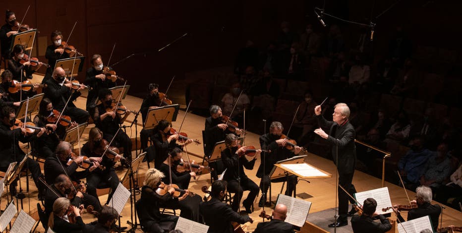 Woman s loud and full body orgasm heard during LA Philharmonic