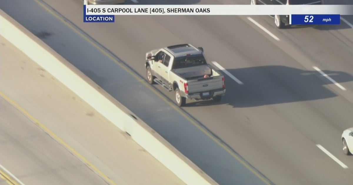 Police pursuit: Child appears to be in car during chase on 405 Freeway ...