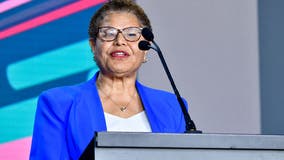 Karen Bass to return to City Hall after battling coronavirus