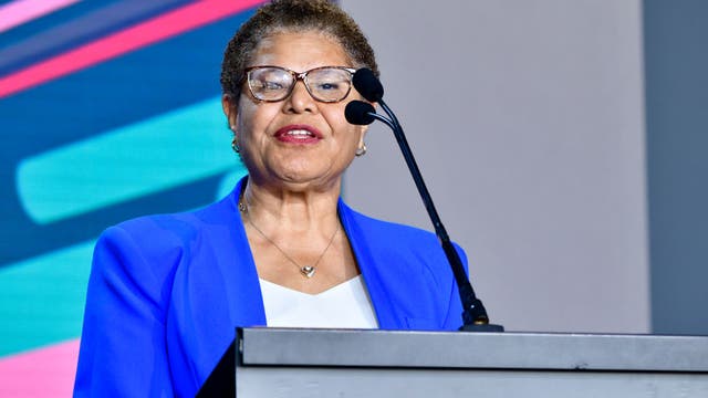 Karen Bass to return to City Hall after battling coronavirus