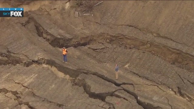 Another landslide in San Clemente stops trains just days after resuming service