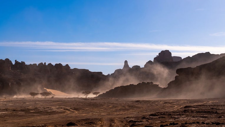 Sahara-Desert-dust.jpg