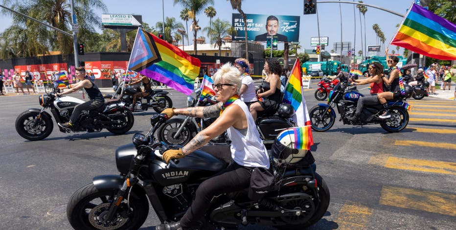 2023 NFL L.A. Pride parade