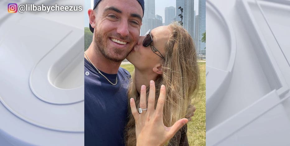 Cubs slugger Bellinger, SI swimsuit model Carter get engaged