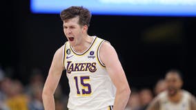 Austin Reaves to stay with Lakers, reports say