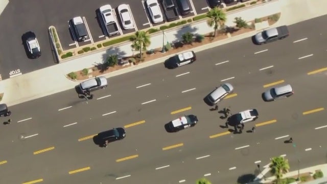 Police chase involving suspected bank robbers ends in hours-long standoff near Angel Stadium