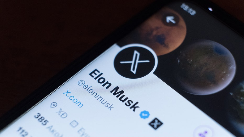 Elon Musk Suggests Tweets Will Now Be Called ‘X’s’ Amid Twitter Rebrand