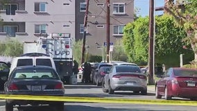 LAPD officer shoots, kills knife-wielding man in Northridge