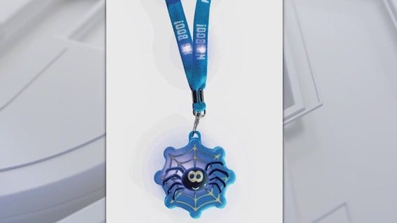 Knott's Berry Farm selling 'scare immunity' necklace for Halloween