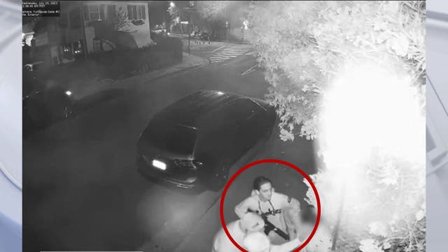 VIDEO: 3 gunmen rob man on West Hollywood sidewalk