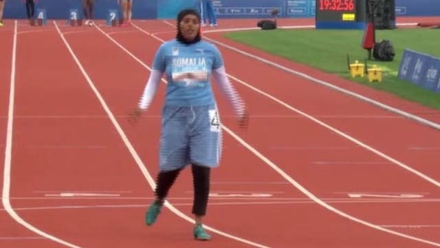 'Untrained' Somalian sprinter goes viral after poor performance at 100-meter race