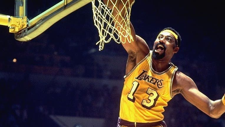 Wilt Chamberlain's 1972 game-worn NBA Finals relic jersey expected