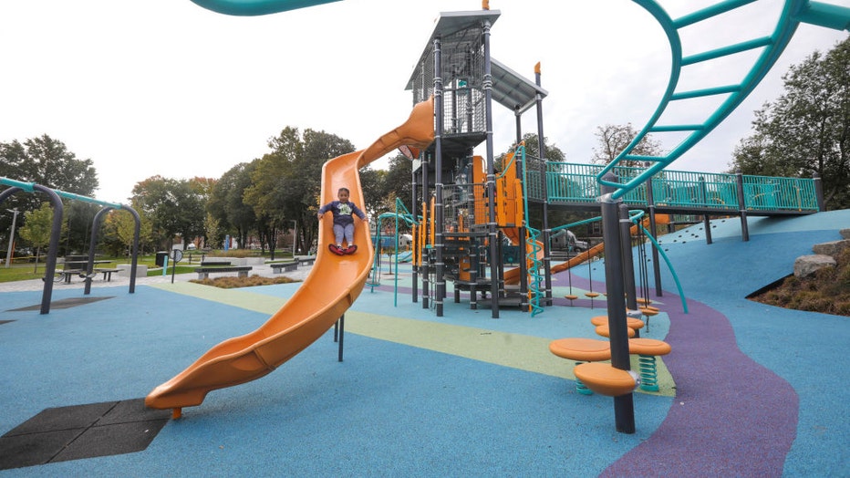 Kids-on-the-playground-II.jpg