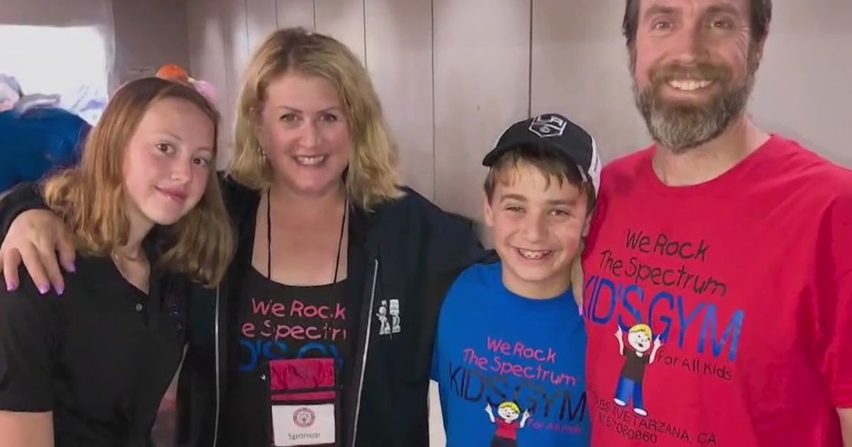 Living Connected: Helping families dealing with autism | FOX 11 Los Angeles