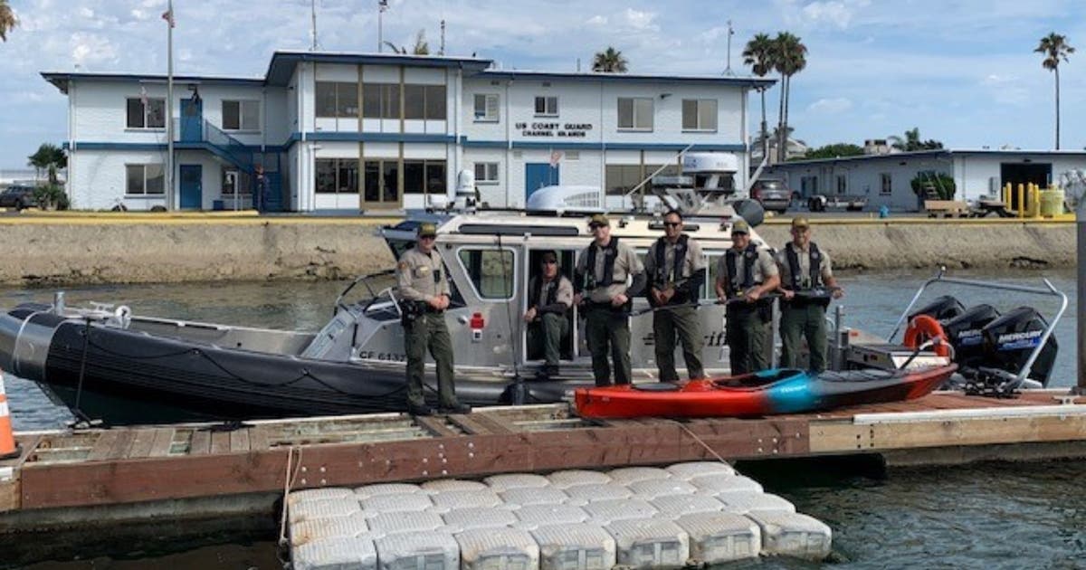 Capsized kayaker rescued 6 miles off Oxnard coast | FOX 11 Los Angeles