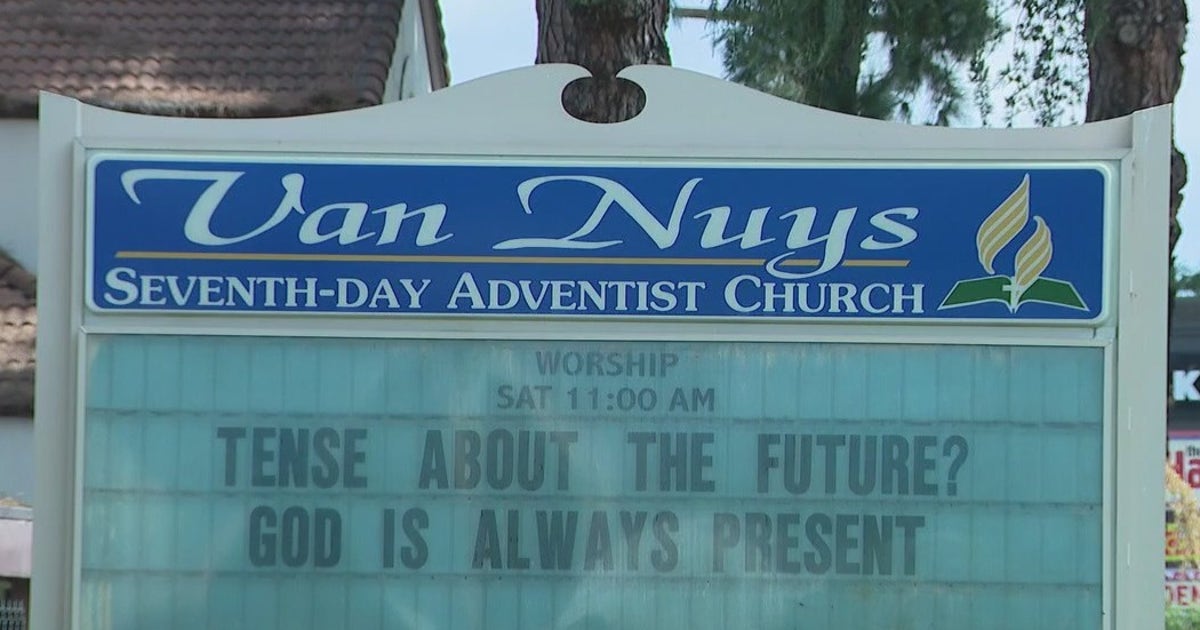Van Nuys church vandalized; suspect on the run | FOX 11 Los Angeles
