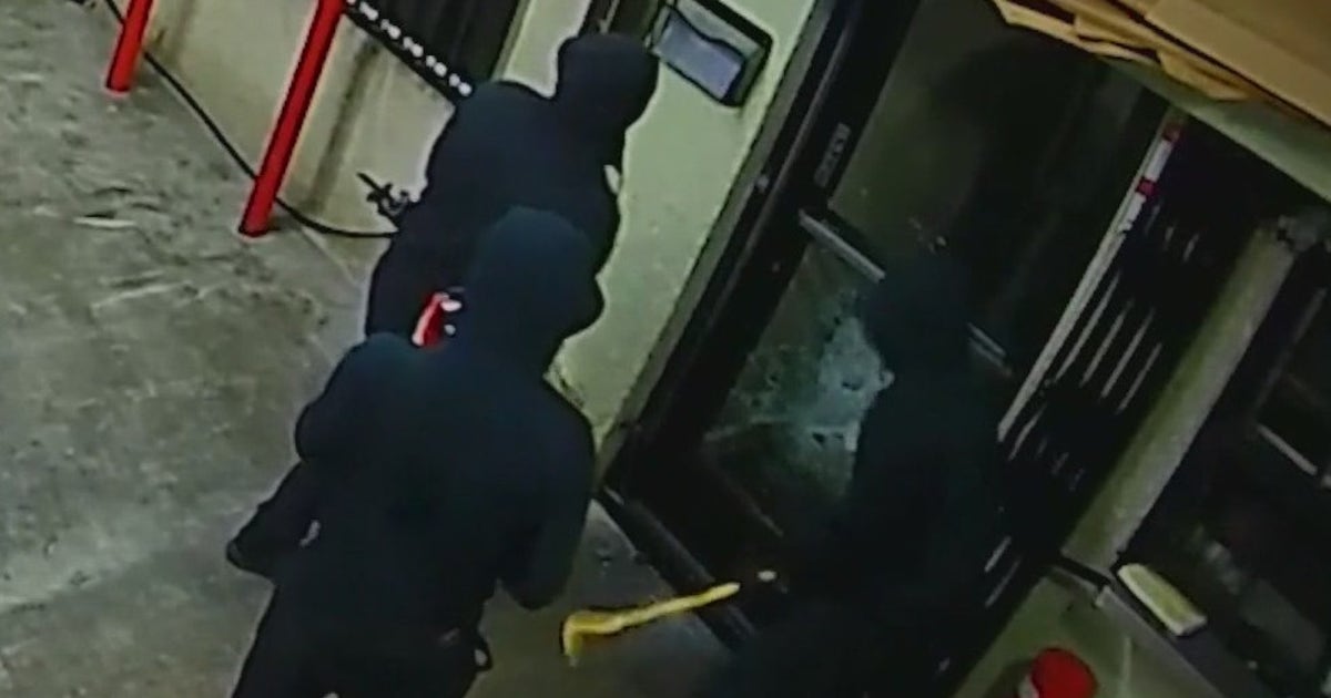 VIDEO: Burglars saw through lock, break glass to steal cash from Boyle ...