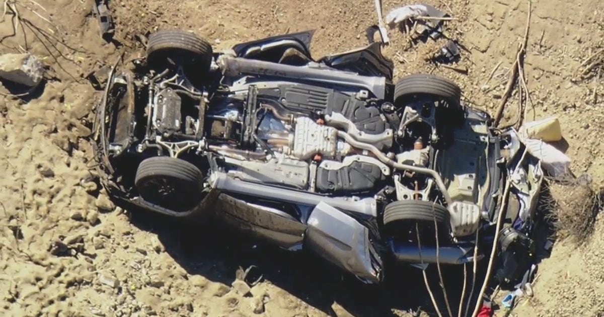 Azusa police chase ends in rope rescue after car allegedly drives off cliff | FOX 11 Los Angeles