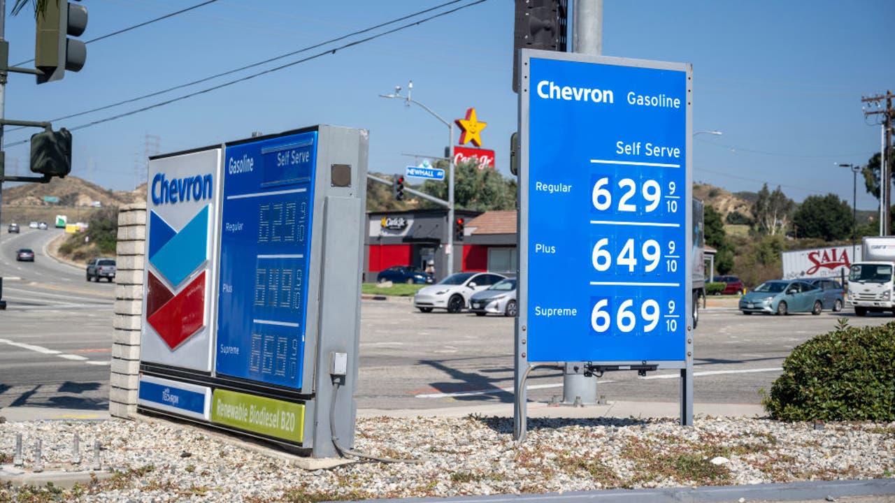 California gas prices rise overnight