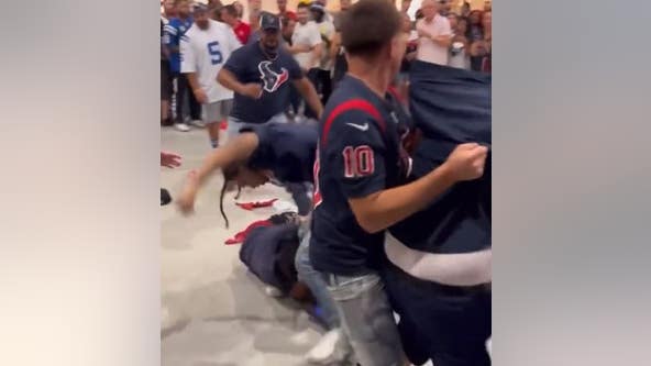 VIDEO: Houston Texans fans fight each other following Week 2 loss to Indianapolis Colts
