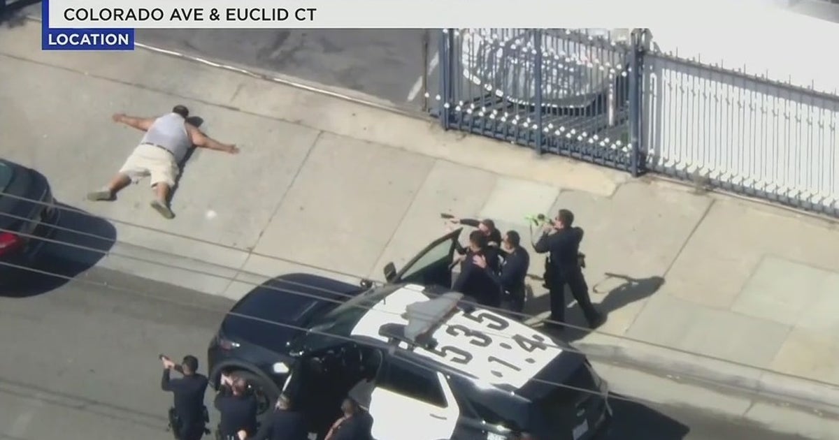 Police chase: Suspect surrenders following LAPD pursuit from Marina del ...