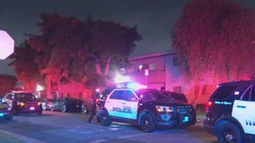 Suspects wanted in Inglewood double shooting